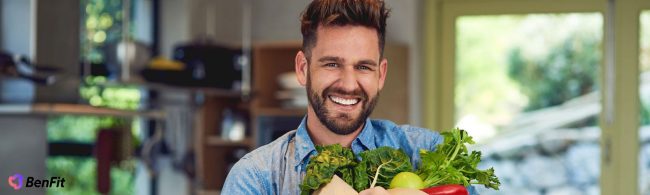 Illustration of healthy food, movement icons and question marks symbolizing nutrition and exercise myths